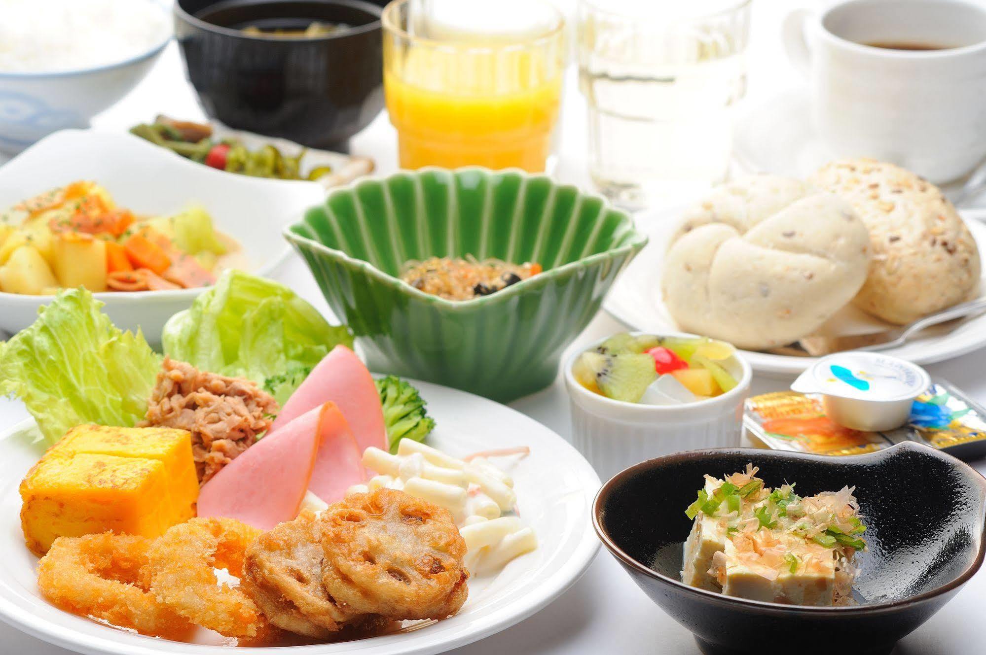 호텔 루트-인 호후 에키마에 호우후 외부 사진